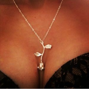 Rose Necklace